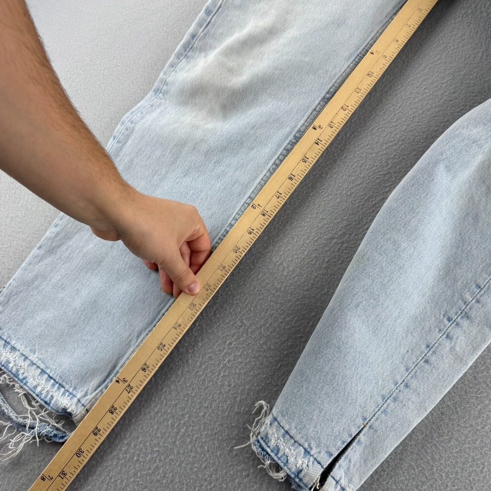 Vintage Levis Jeans Mens 33x30 (Fits 32x29) 501 Made in USA SEE DETAILS - Picture 14 of 16